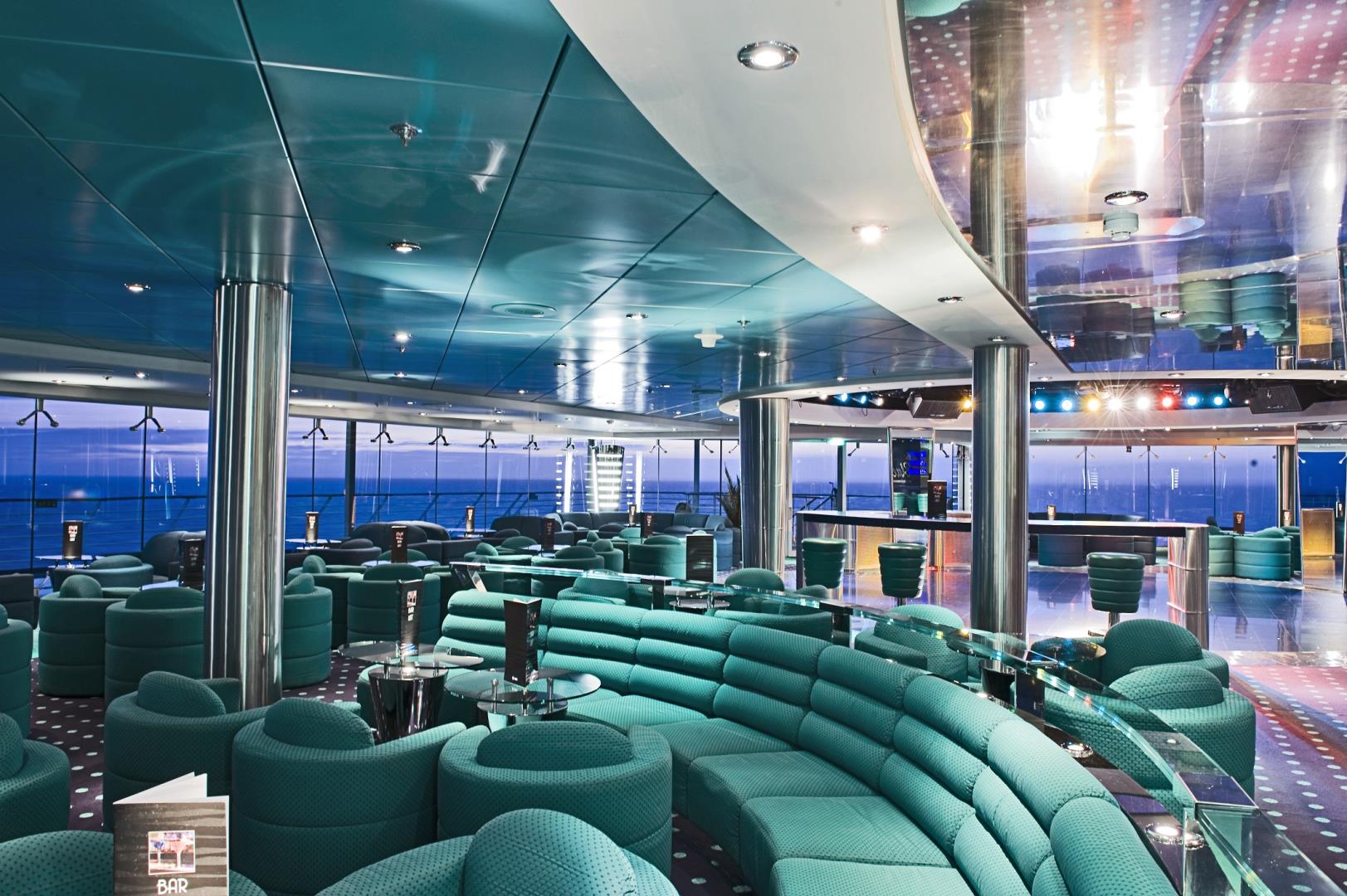 MSC Lirica, The Blue Club Disco